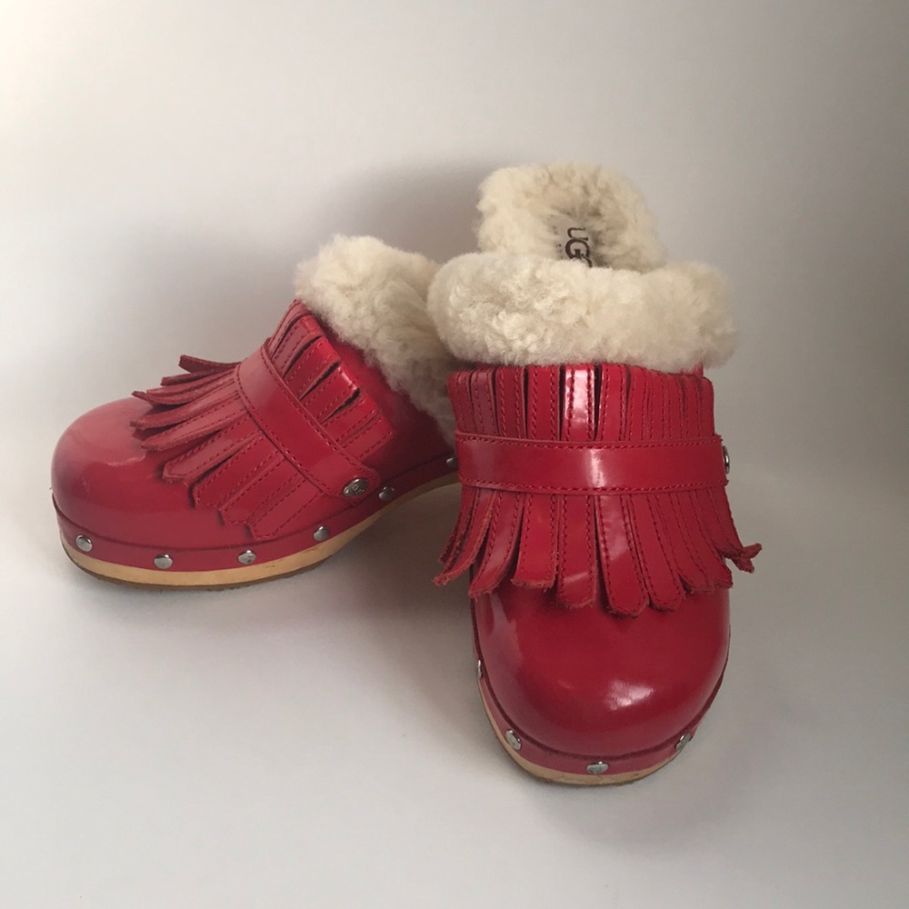 UGG clog patent leather red sz 4 - Picture 1 of 8